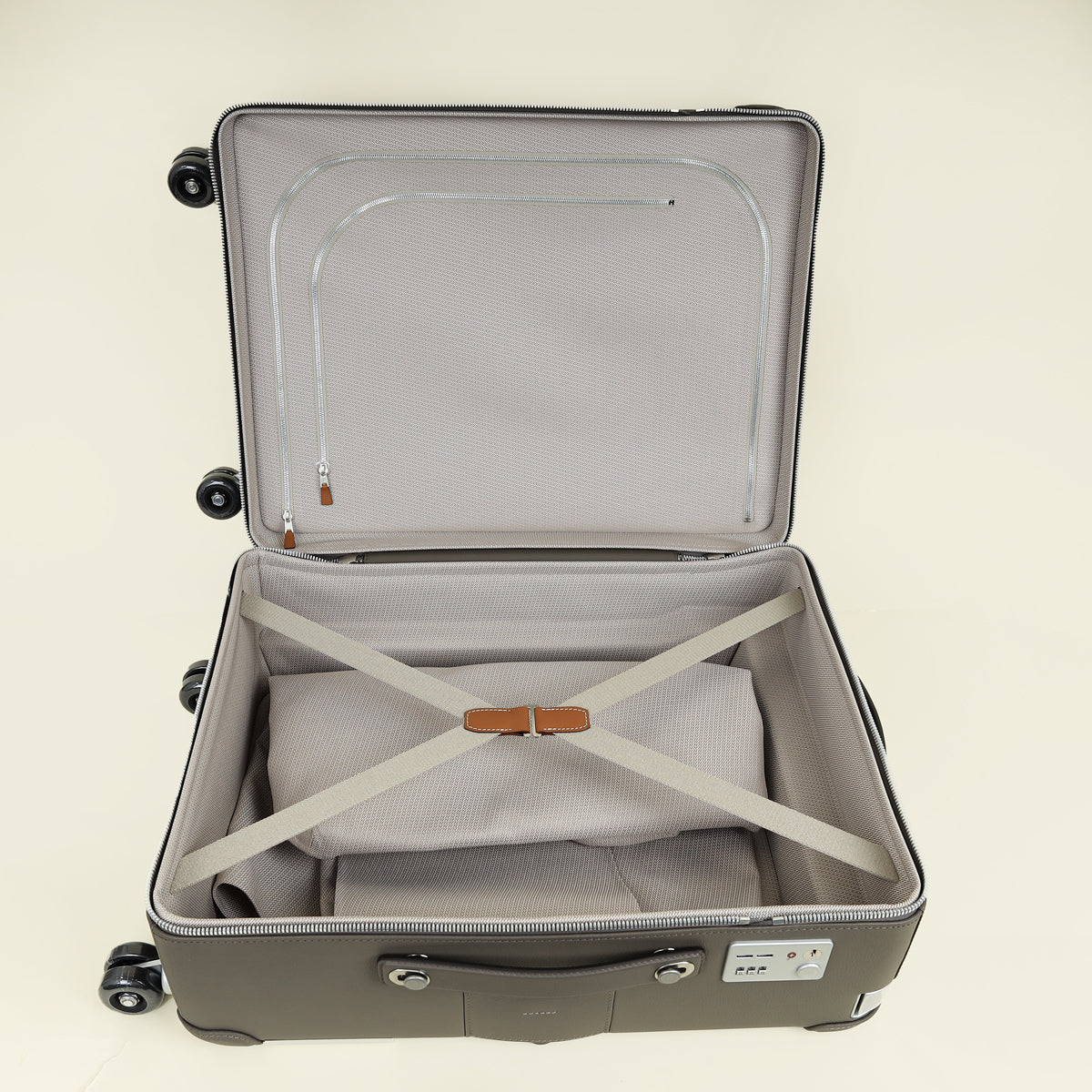 Hermes Multicolor "Quadrige" Printed R.M.S Cabin Suitcase
