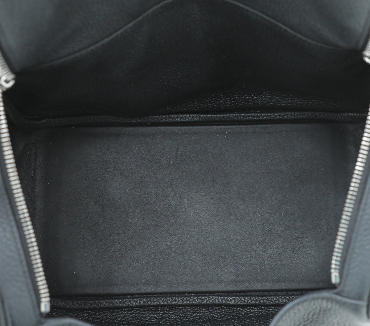 Hermes Noir Lindy 30 Bag