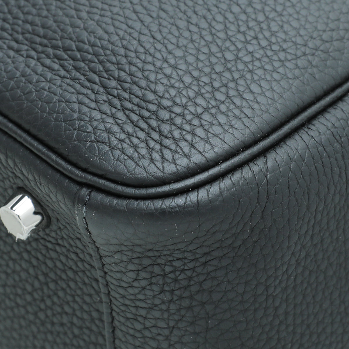 Hermes Noir Lindy 30 Bag