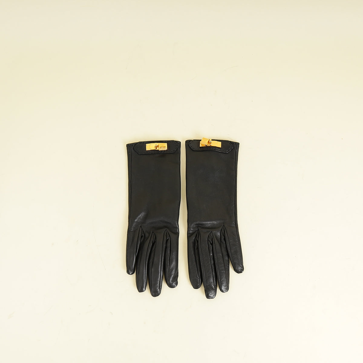 Hermes Noir Soya Gloves WITH Kelly Glove Clip