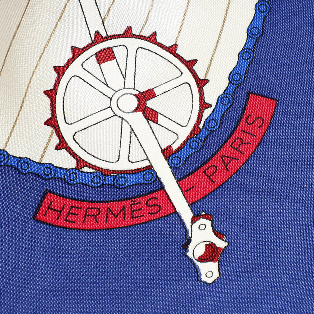 Hermes Multicolor Les Becanes by Hugo Grygkar Silk 90 Scarf