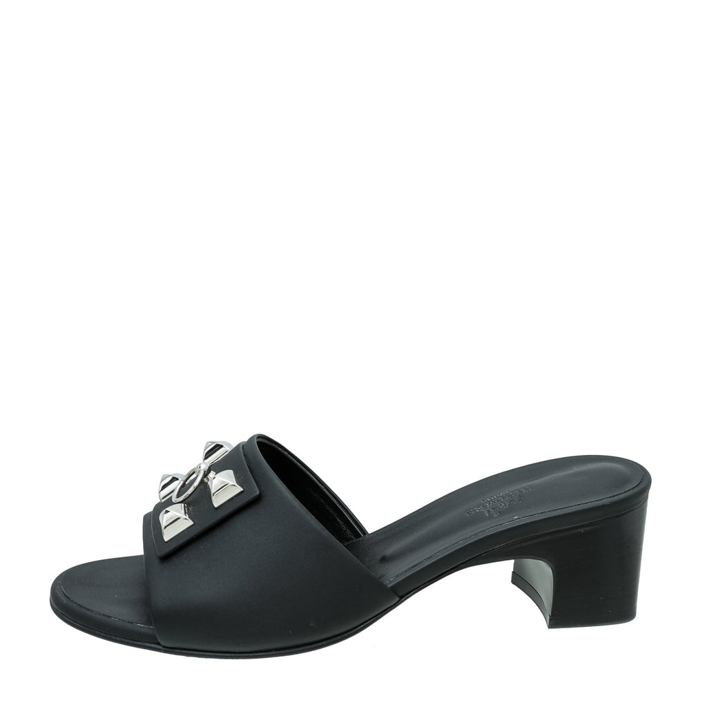 Hermes Noir Dreamy Sandal 38.5