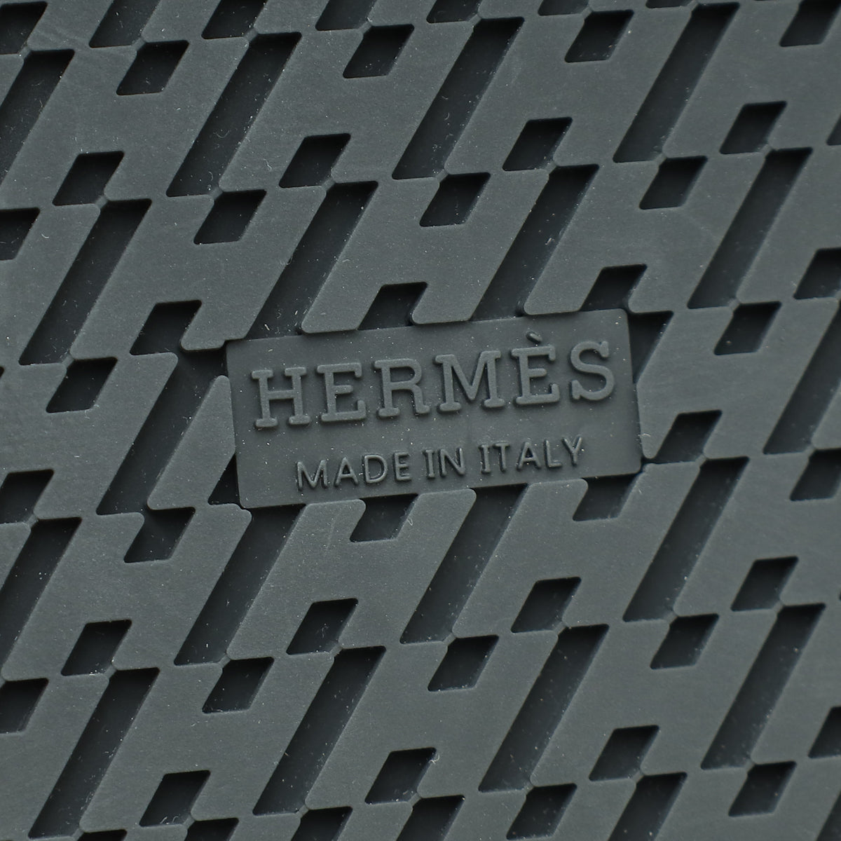 Hermes Rose Porcelain Suede Chypre Sandal 36