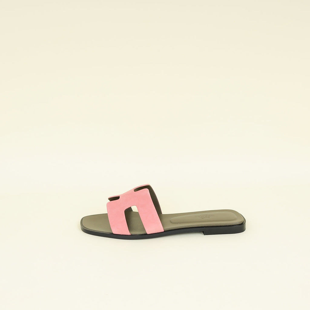 Hermes Rose Du Desert Oran Suede Goatskin Sandal 38.5
