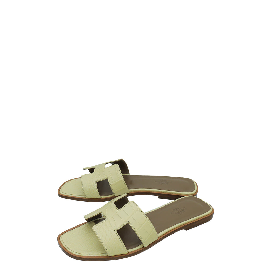 Hermes Vanille Matte Alligator Oran Sandal 38