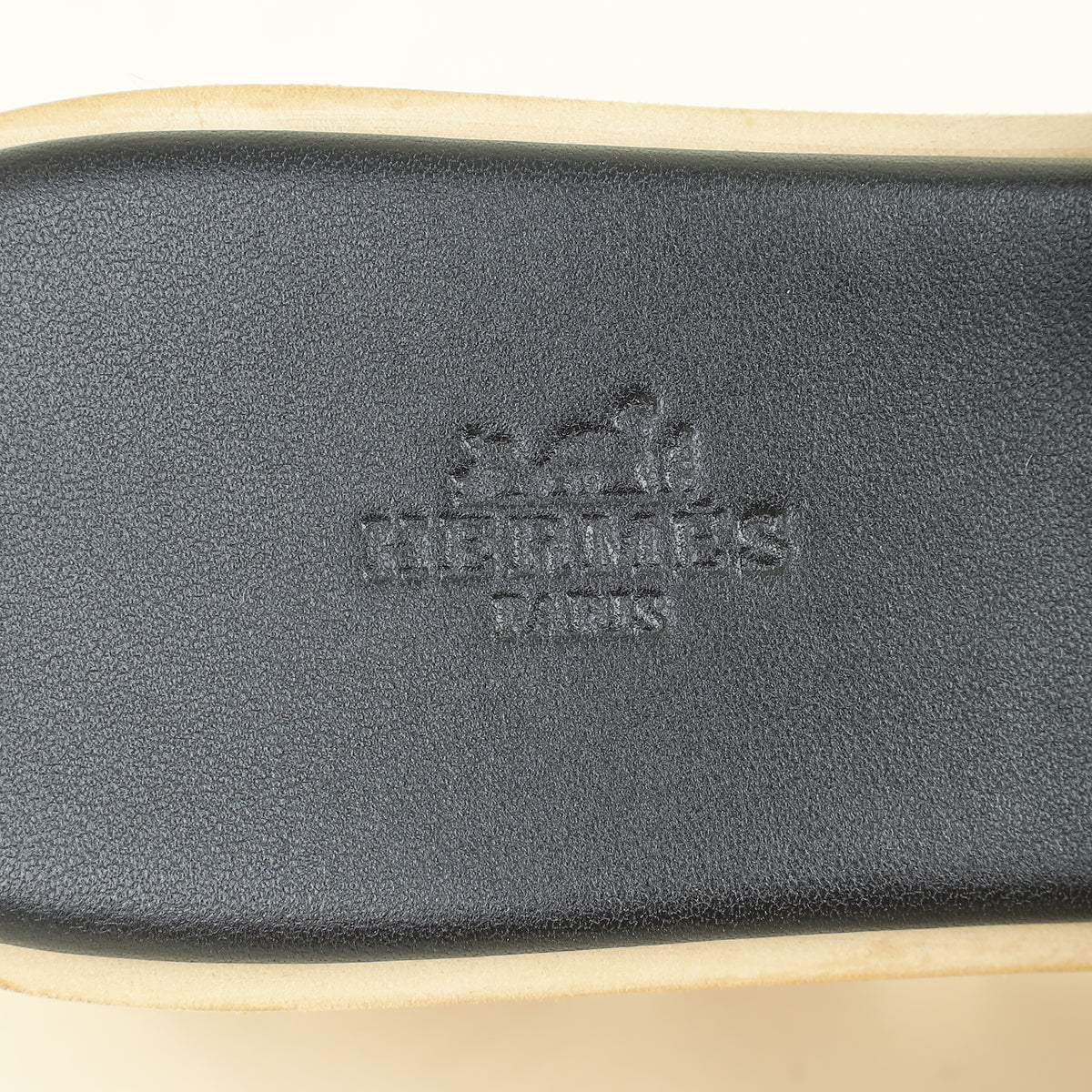 Hermes Noir Eze Sandal 39