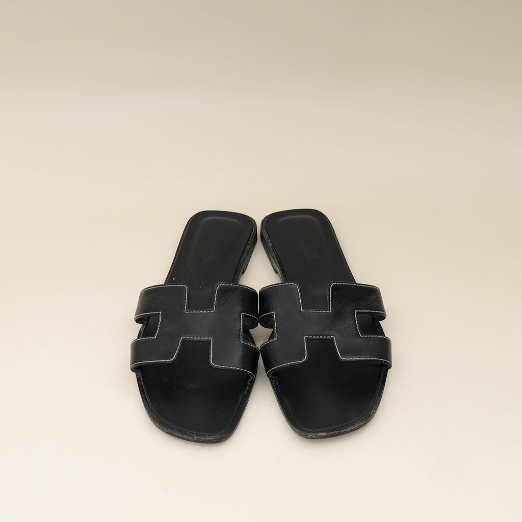 Hermes Noir Oran Sandal 36.5
