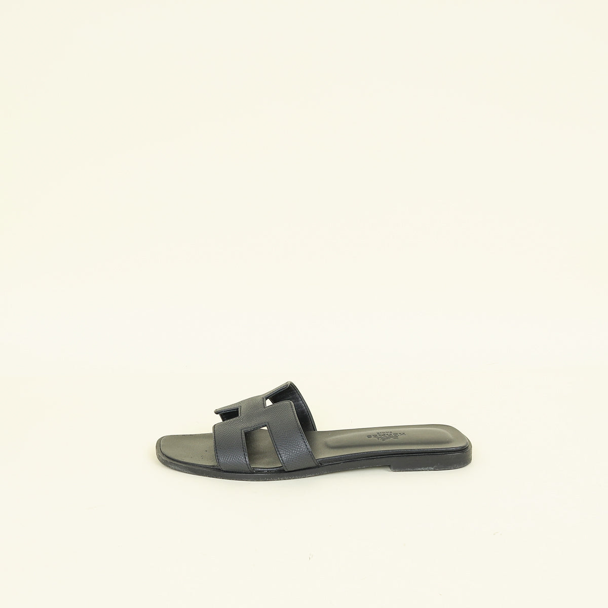Hermes Noir Oran Sandals 36.5