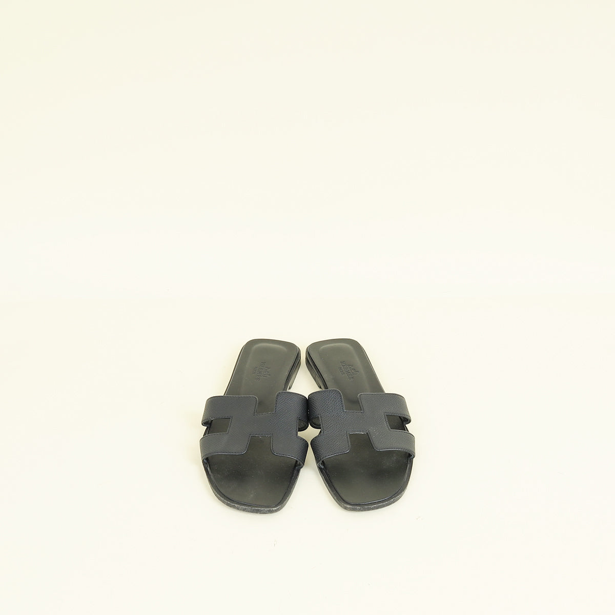 Hermes Noir Oran Sandals 36.5