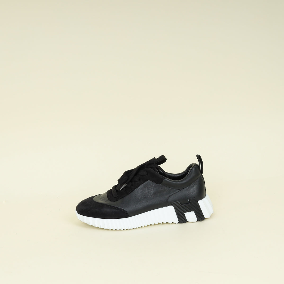 Hermes Noir Bouncing Sneaker 36