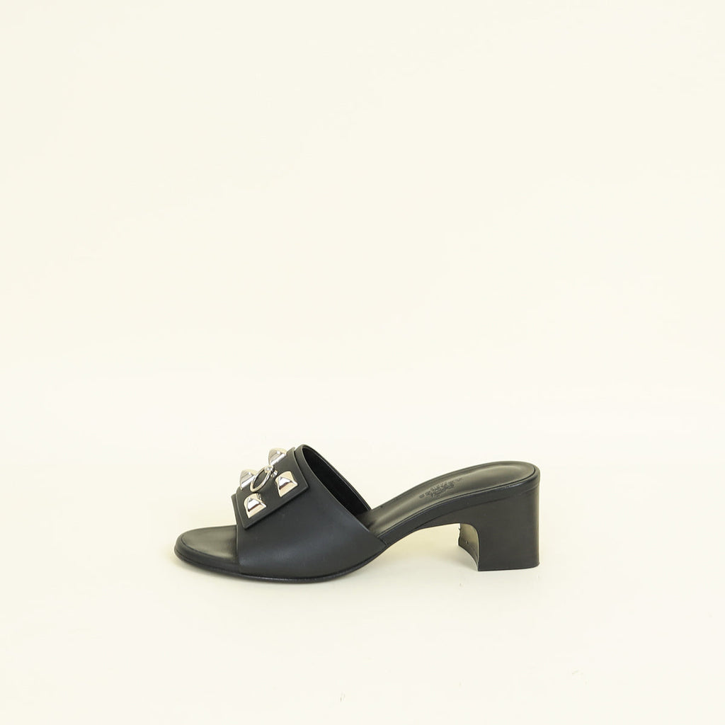 Hermes Noir Dreamy Sandals 36
