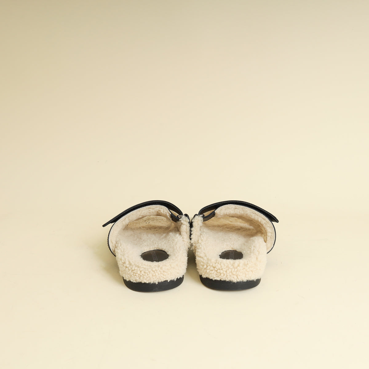 Hermes Noir w/ Shearling Chypre Sandals 37.5