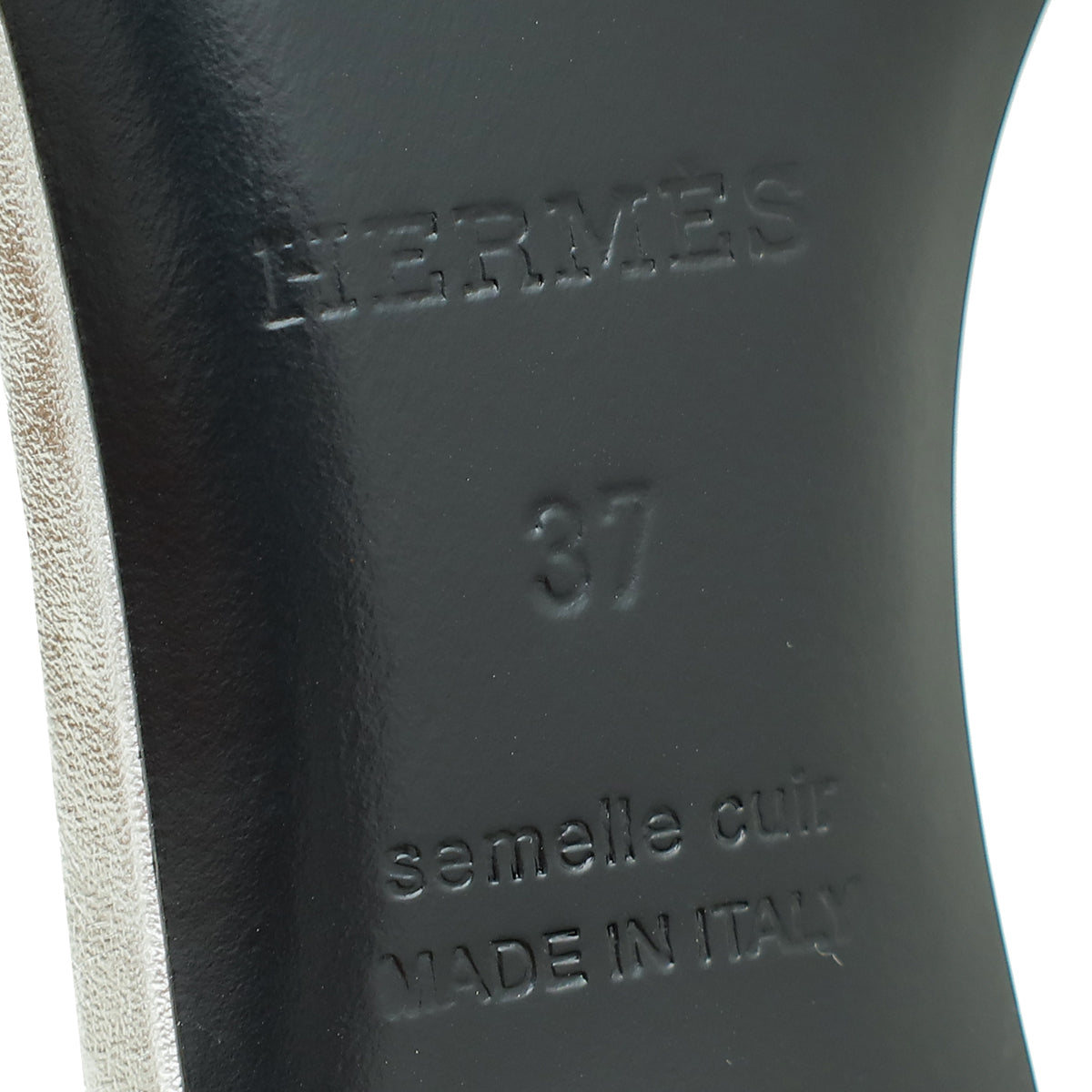 Hermes Gris Argenté Oasis Sandal 37