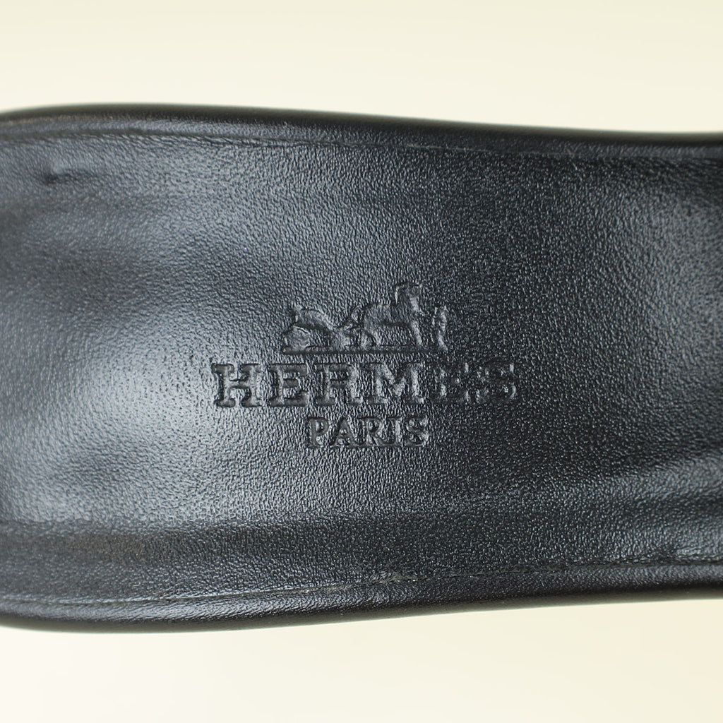 Hermes Noir Gigi 50 Sandal 38.5