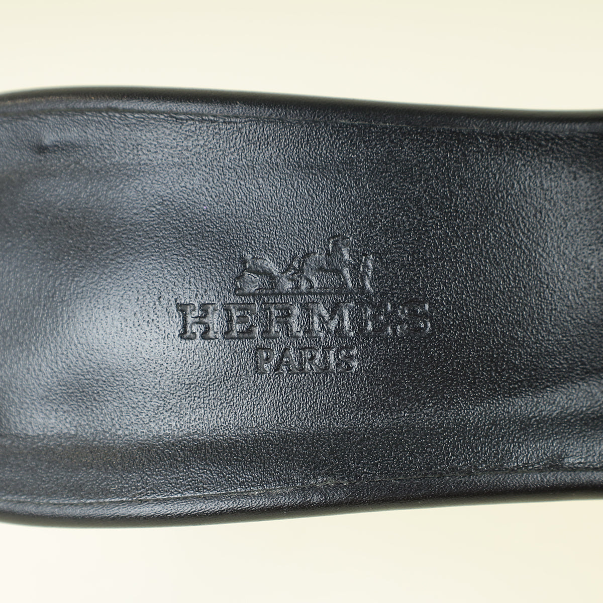 Hermes Noir Gigi 50 Sandal 38.5