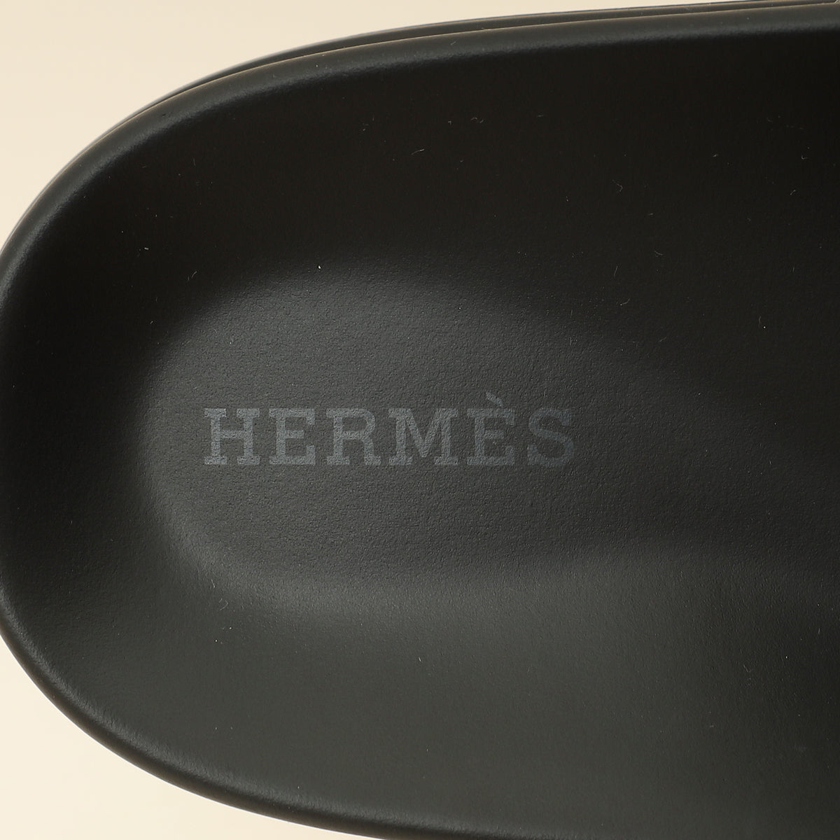 Hermes Noir Chypre Sandal 39