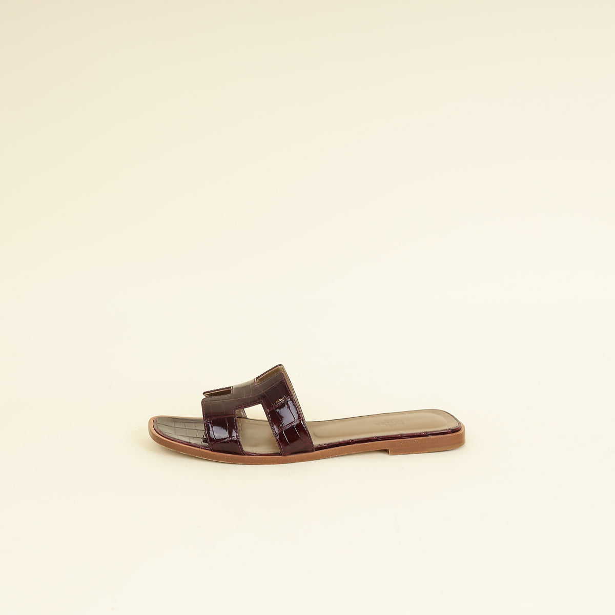 Hermes Bordeaux Shiny Alligator Oran Sandals 39