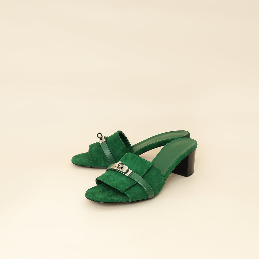 Hermes Vert Electrique Gigi 50 Sandals 39
