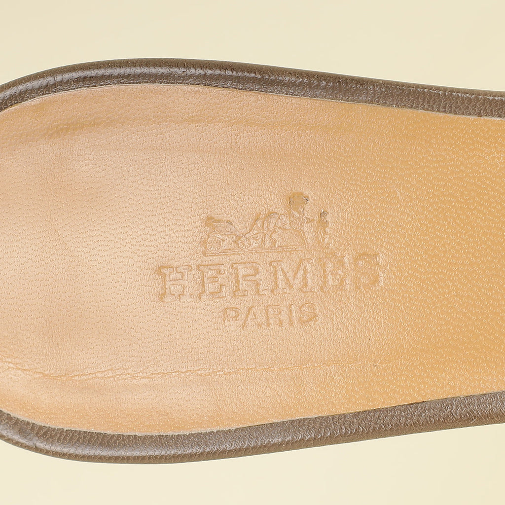 Hermes Gris Oasis Sandals 39