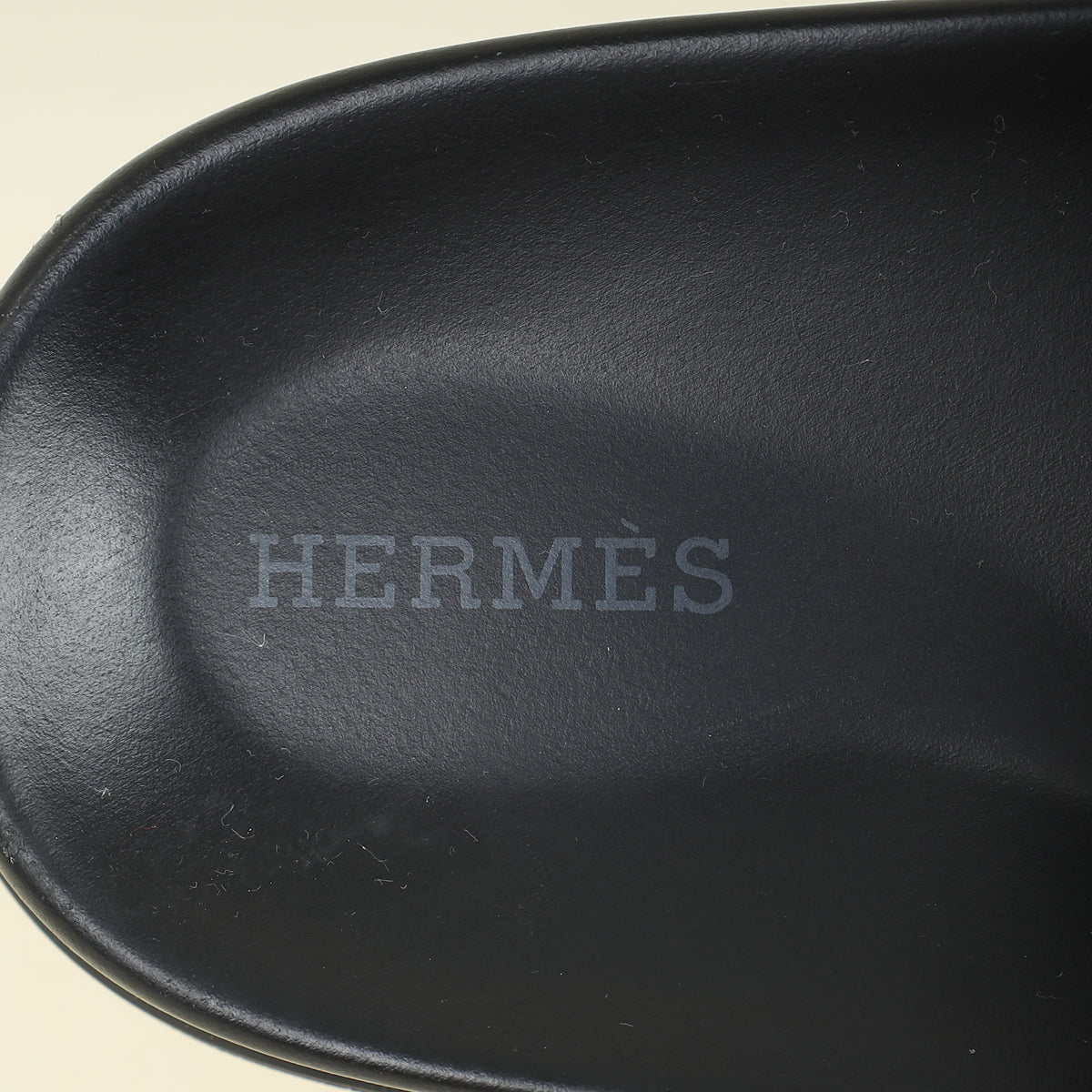Hermes Noir Chypre Sandal 40