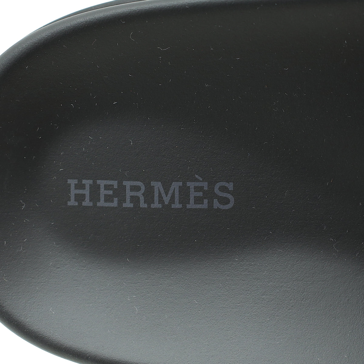 Hermes Noir Chypre Sandal 40