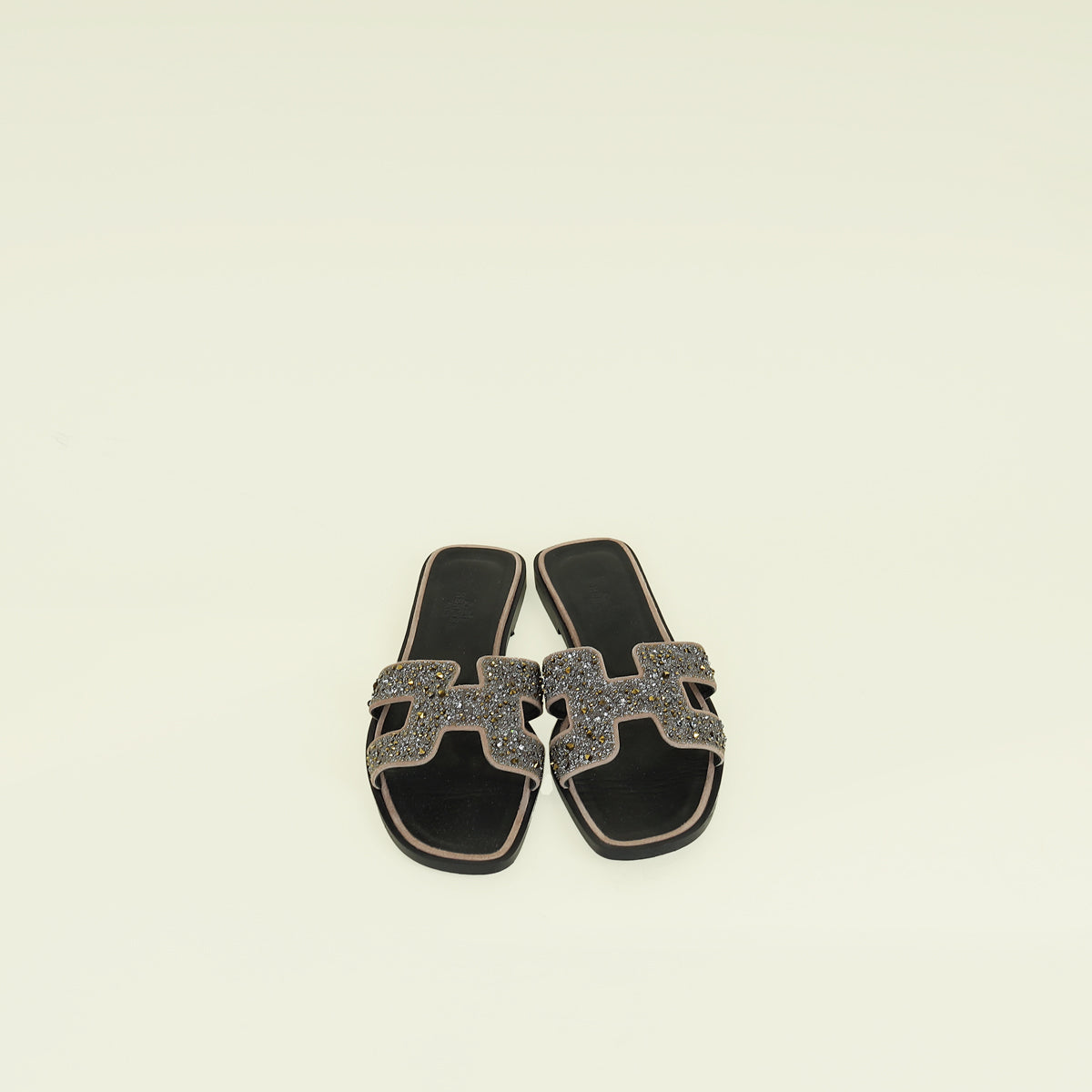 Hermes Pink Nude Oran Crystal Beads Embellished Sandal 35.5