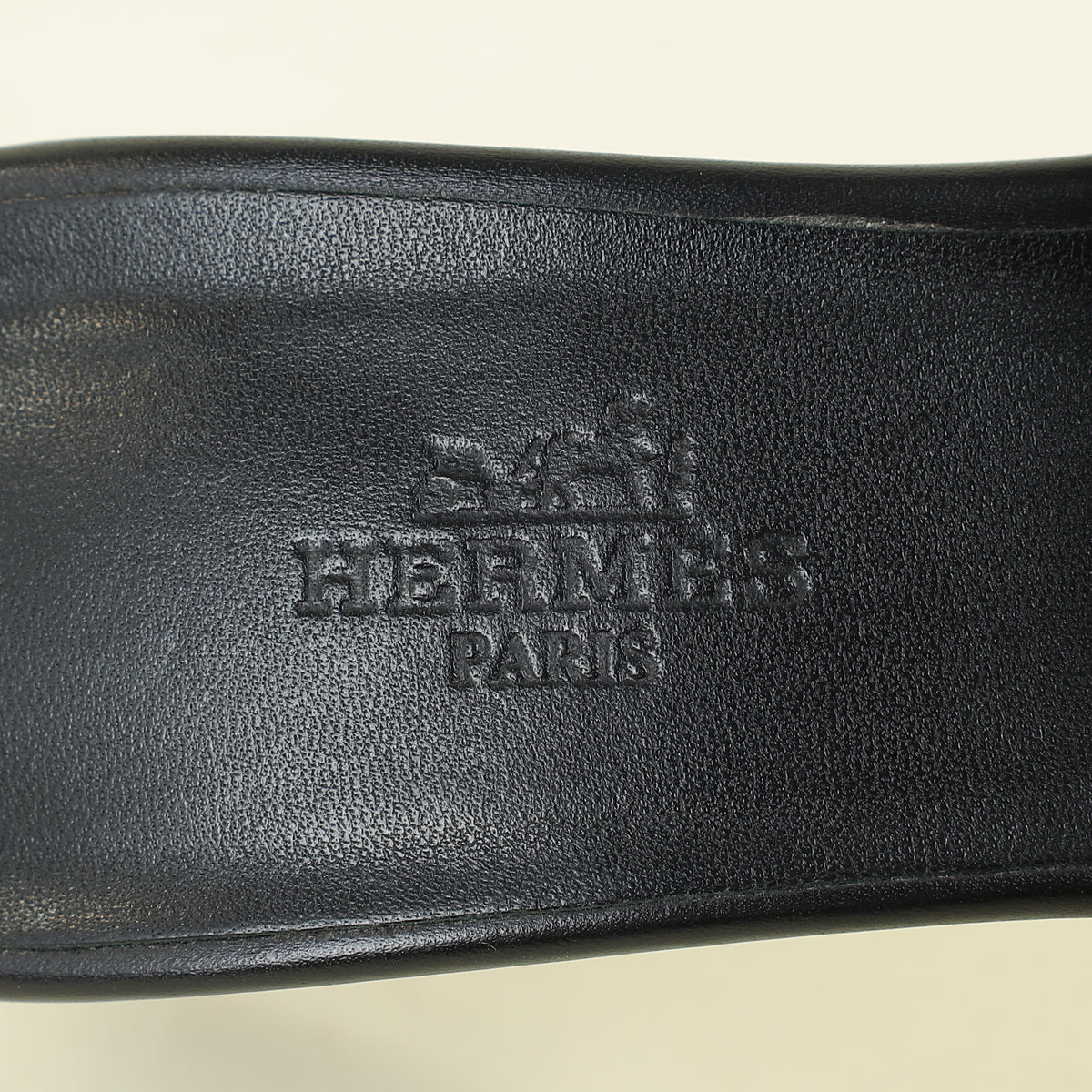 Hermes Noir Gigi 50 Sandal 35.5