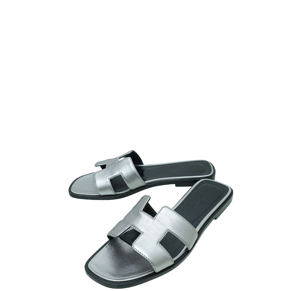Hermes Gris-Argenté Vieilli Oran Sandal 35