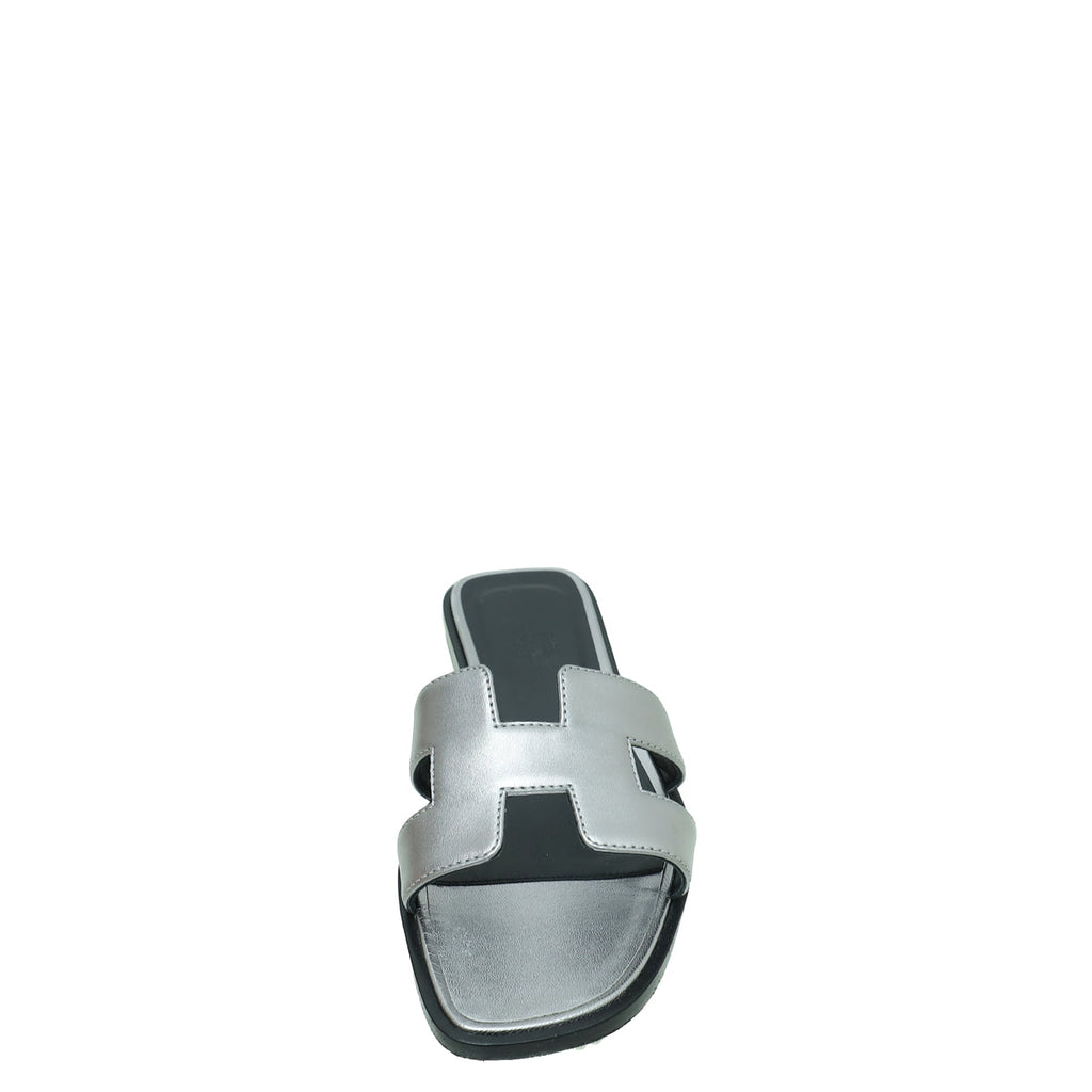 Hermes Gris-Argenté Vieilli Oran Sandal 35