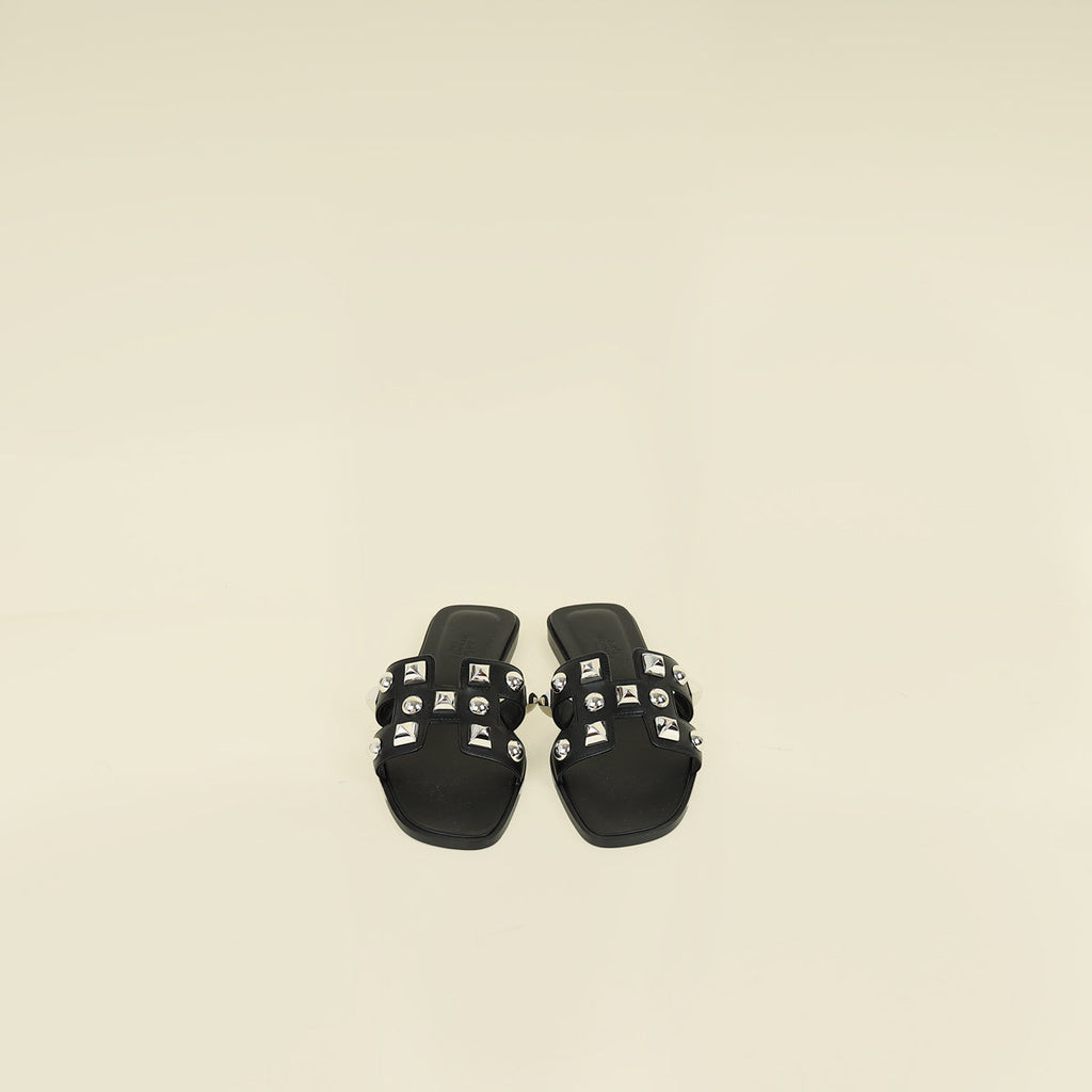 Hermes Noir Medor Studs Oran Calfskin Sandal 36.5