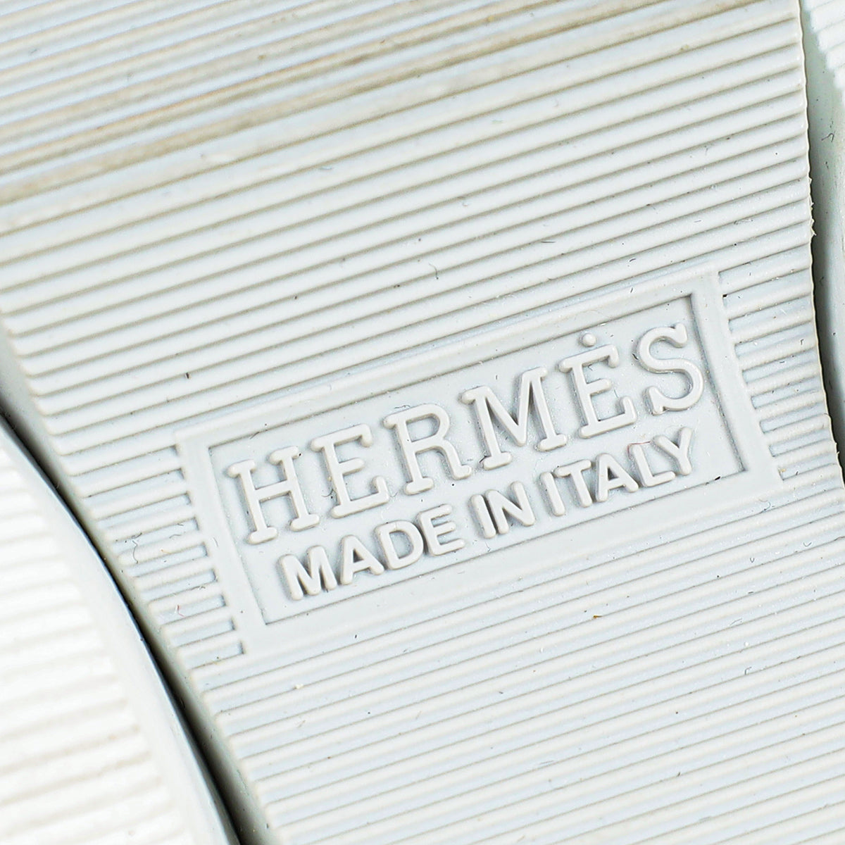 Hermes Gris Clair Eclair Sneaker 37.5