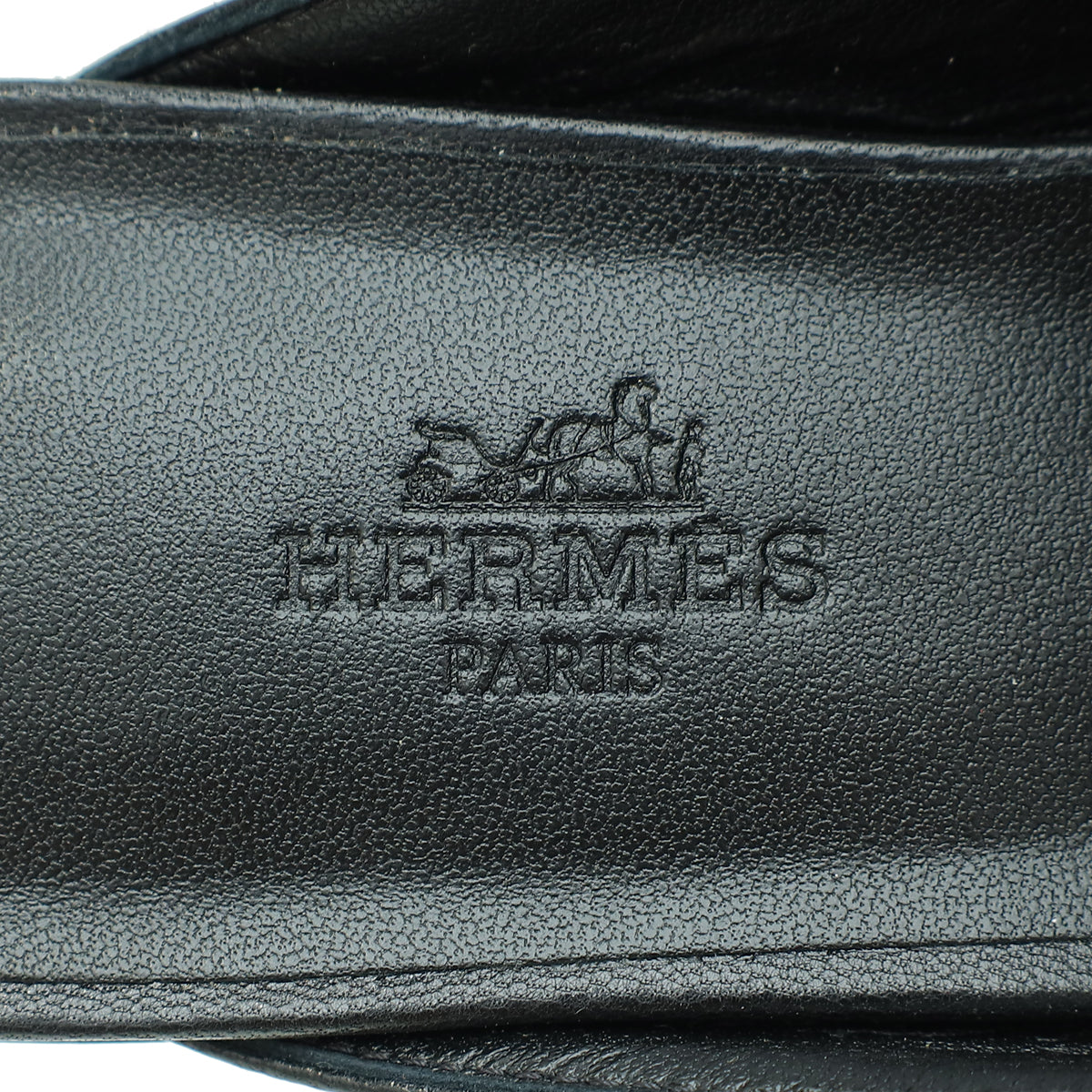 Hermes Noir Groupie Goatskin Mule 37