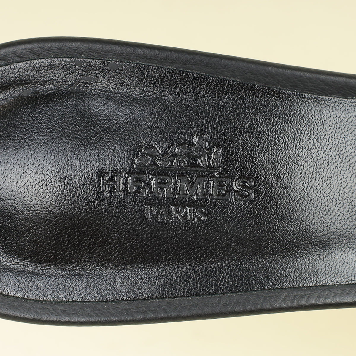 Hermes Noir Oasis Sandal 38.5