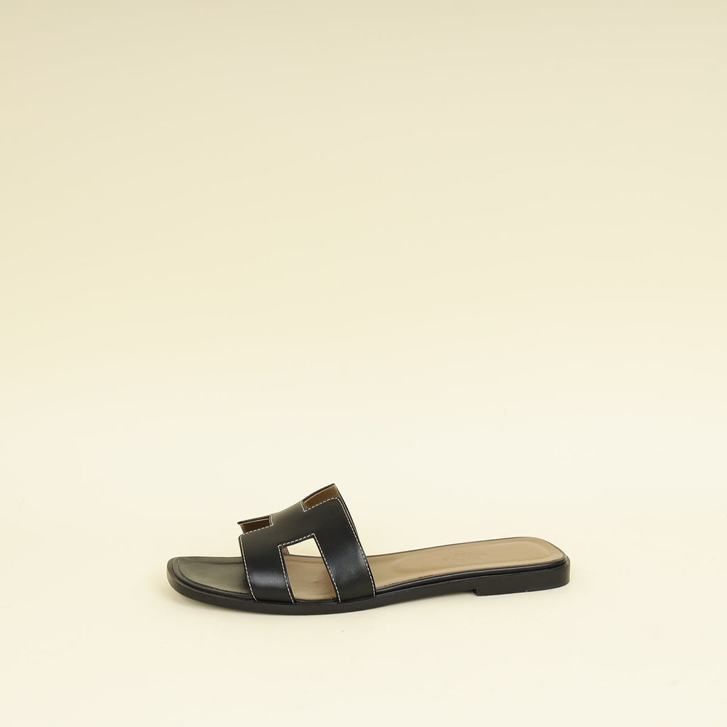 Hermes Noir Oran Sandal 38.5