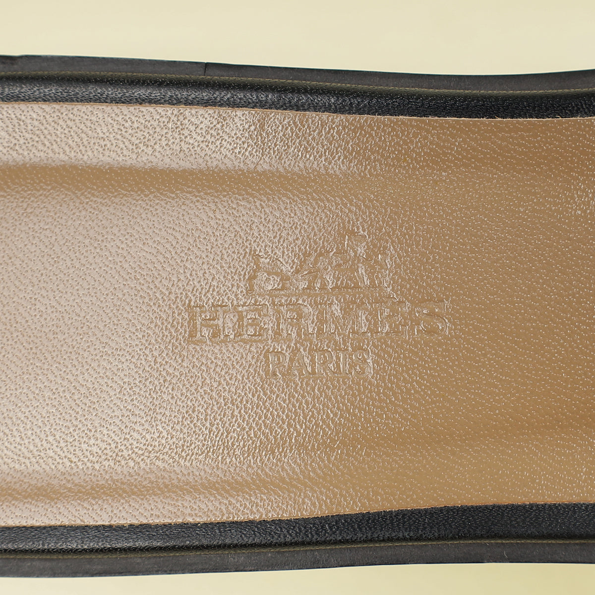 Hermes Noir Oran Sandal 38.5