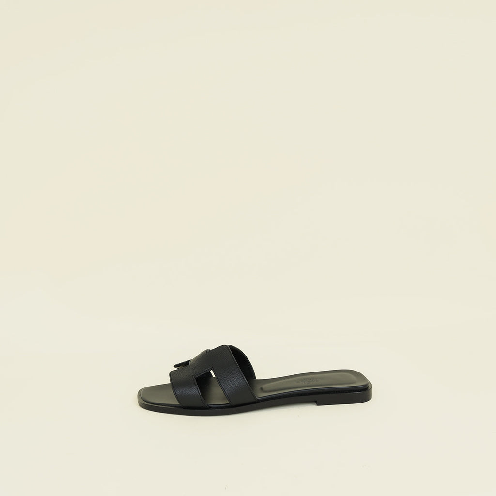 Hermes Noir Oran Sandal 38.5