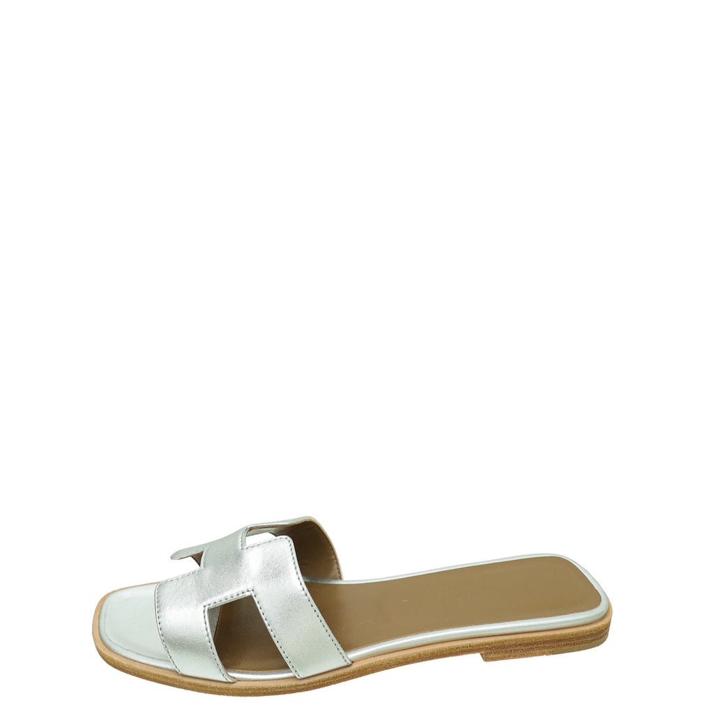Hermes Gris Argenté Vieilli Metallic Nappa Oran Sandal 39