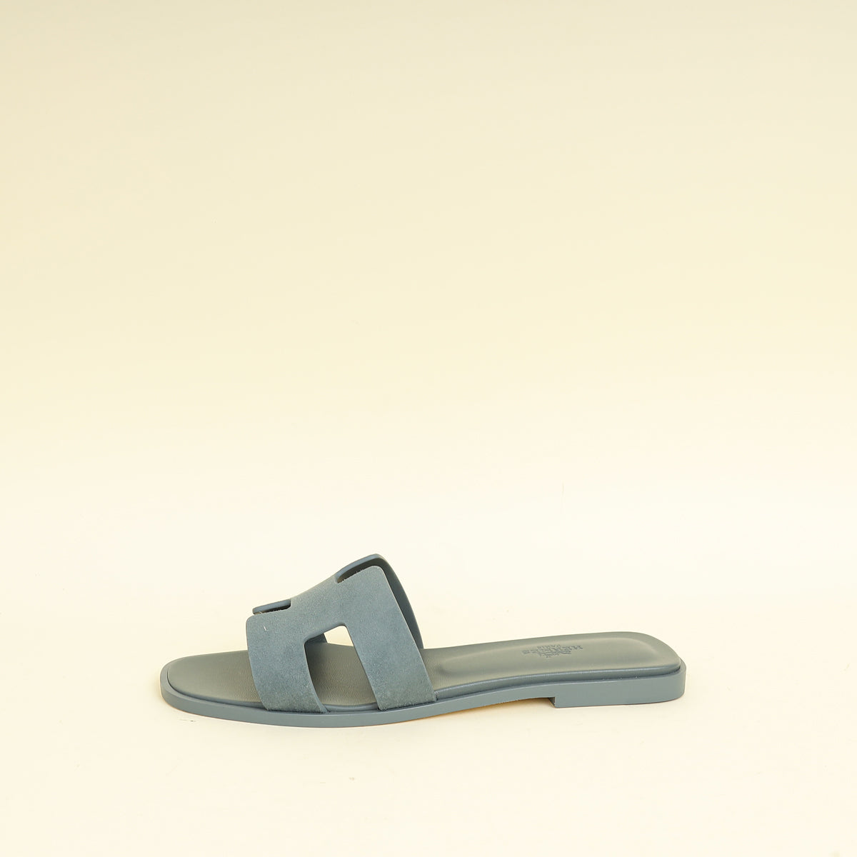 Hermes Gris Antarctique Suede Goatskin Oran Sandal 38