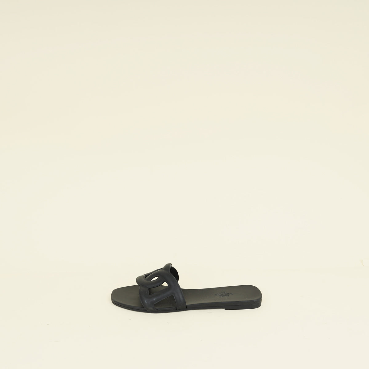 Hermes Noir Aloha Sandals 40