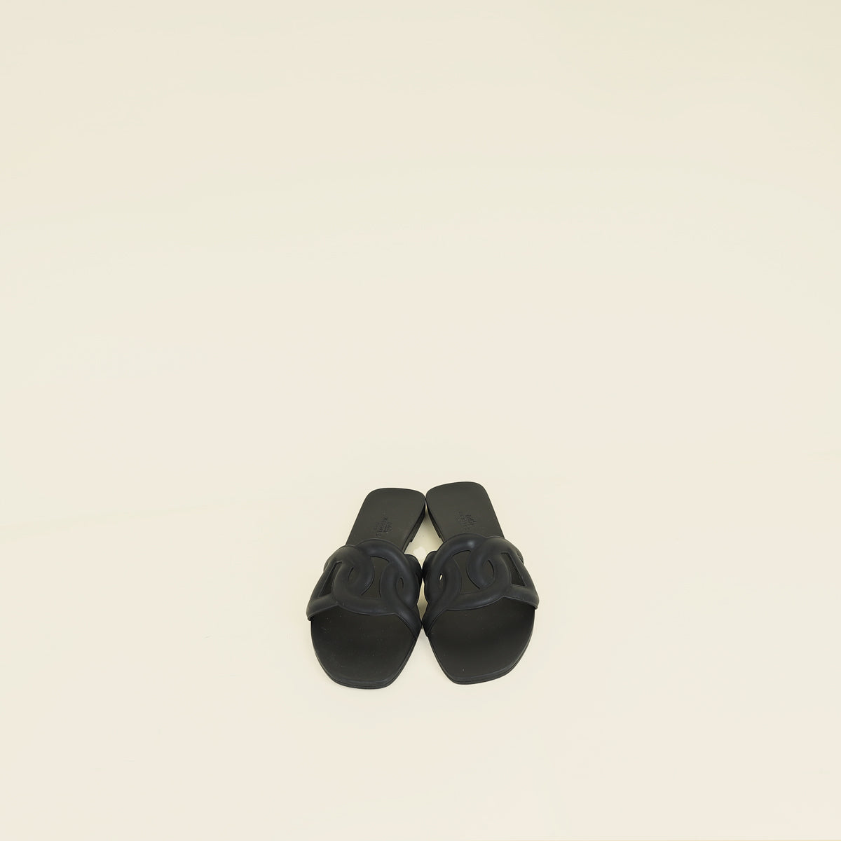 Hermes Noir Aloha Sandals 40