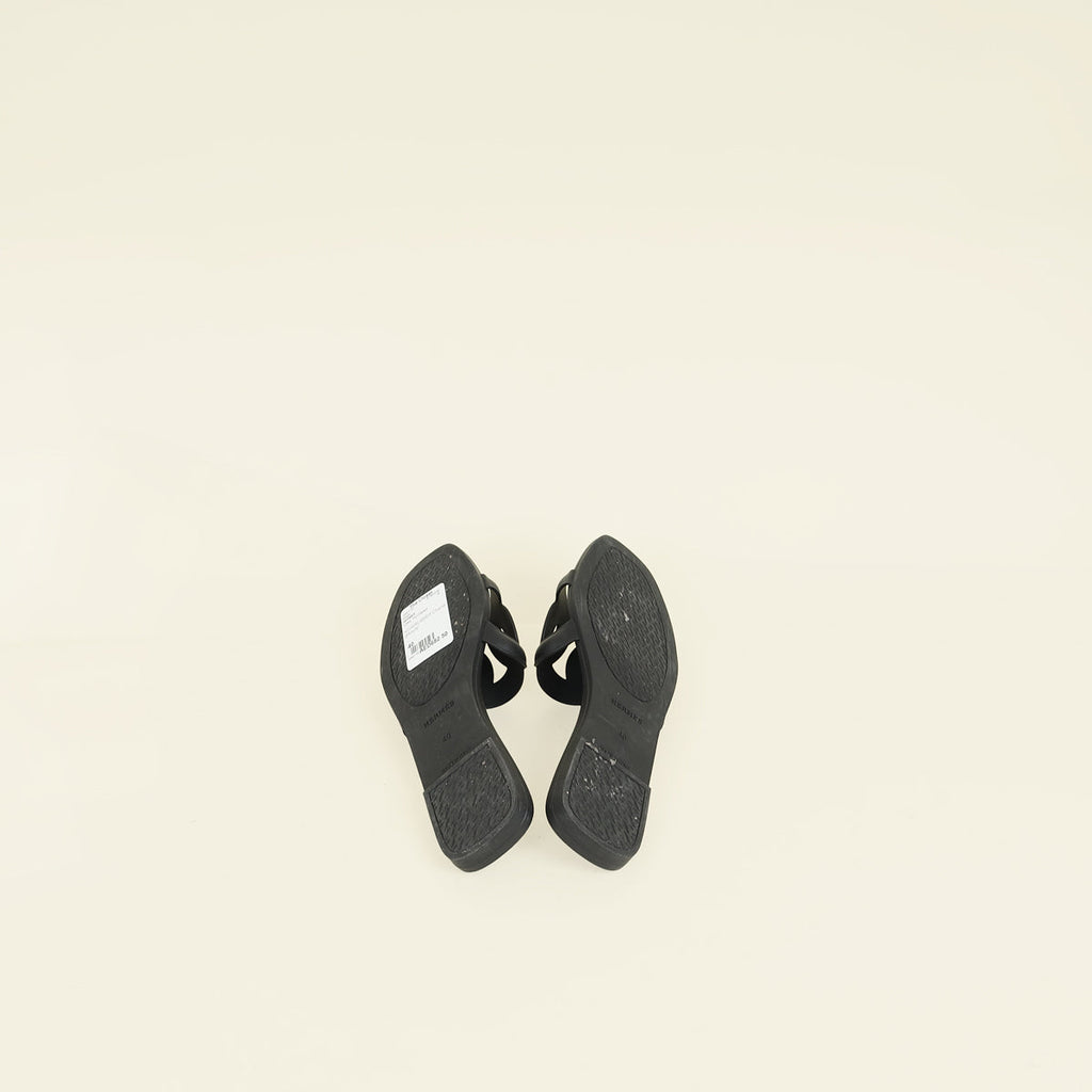 Hermes Noir Aloha Sandals 40