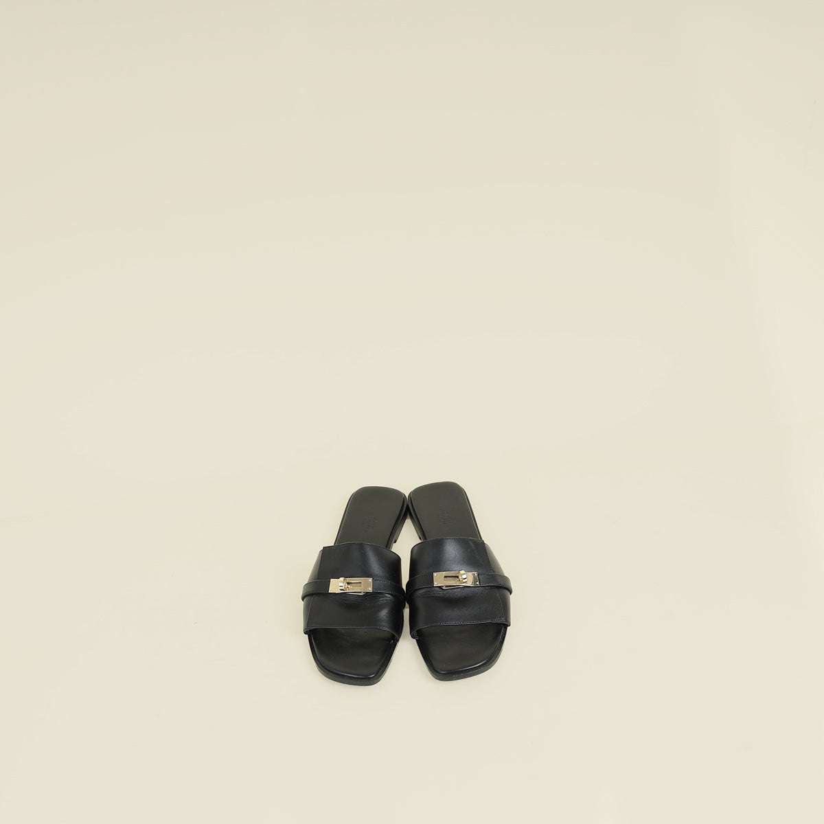 Hermes Noir Giulia Sandal 40