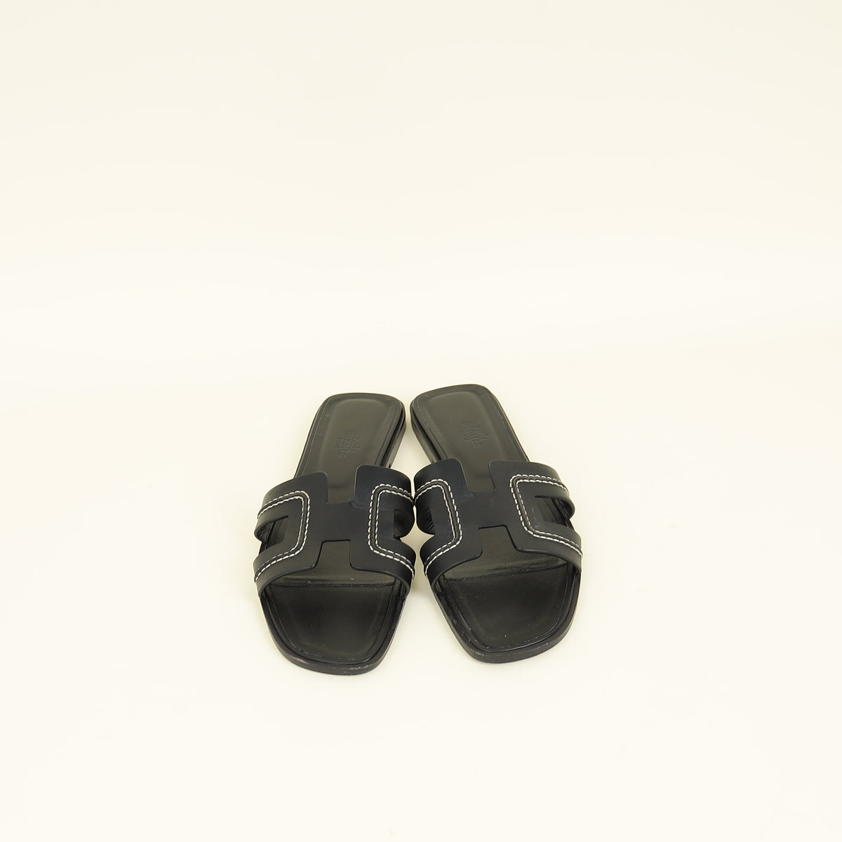 Hermes Noir Oran Stitched Detail Sandal 40