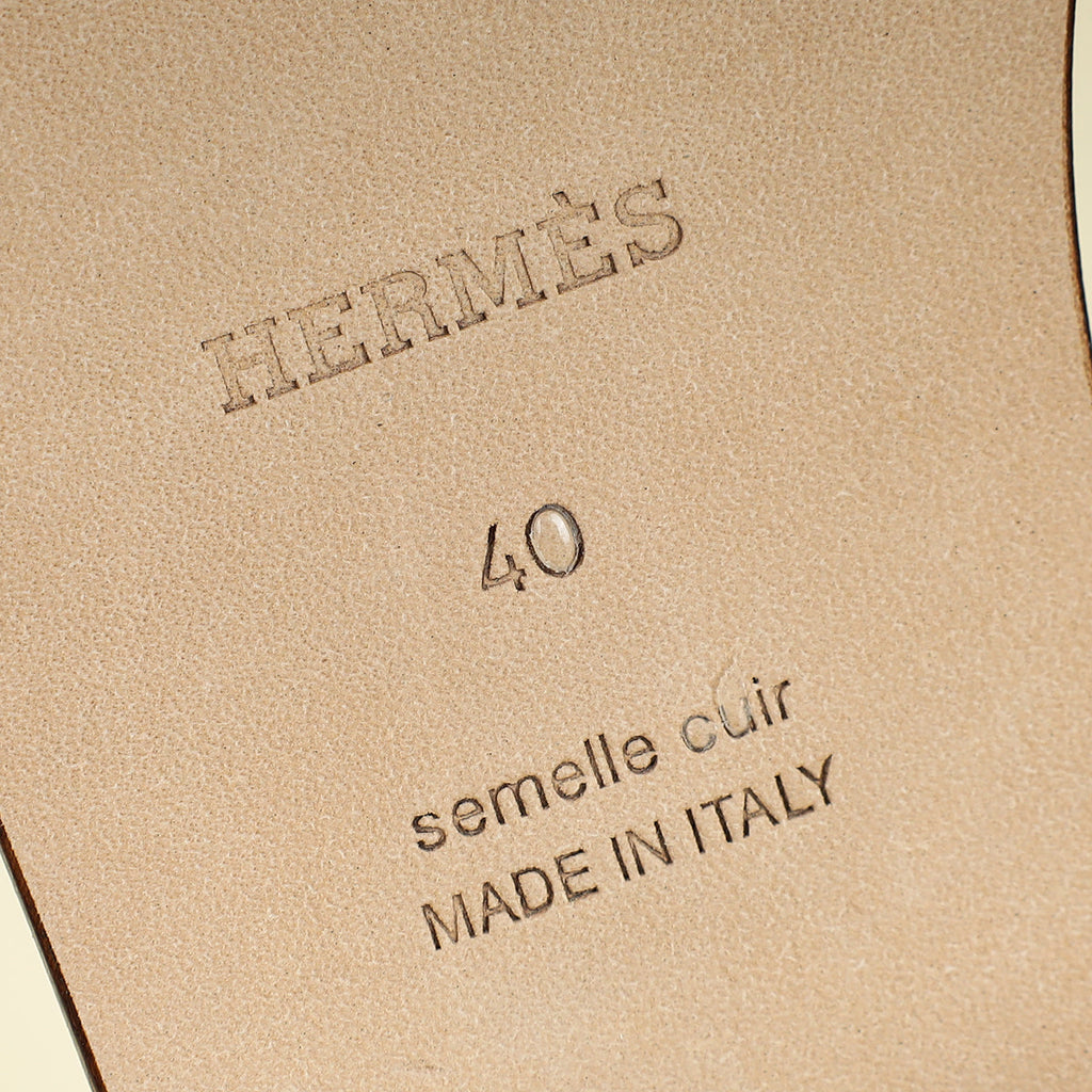 Hermes Gold Oran Sandal 40