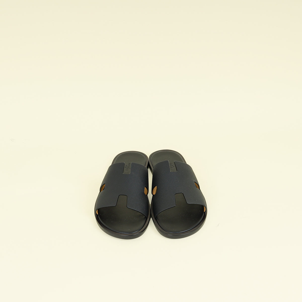 Hermes Noir Izmir Sandal 42