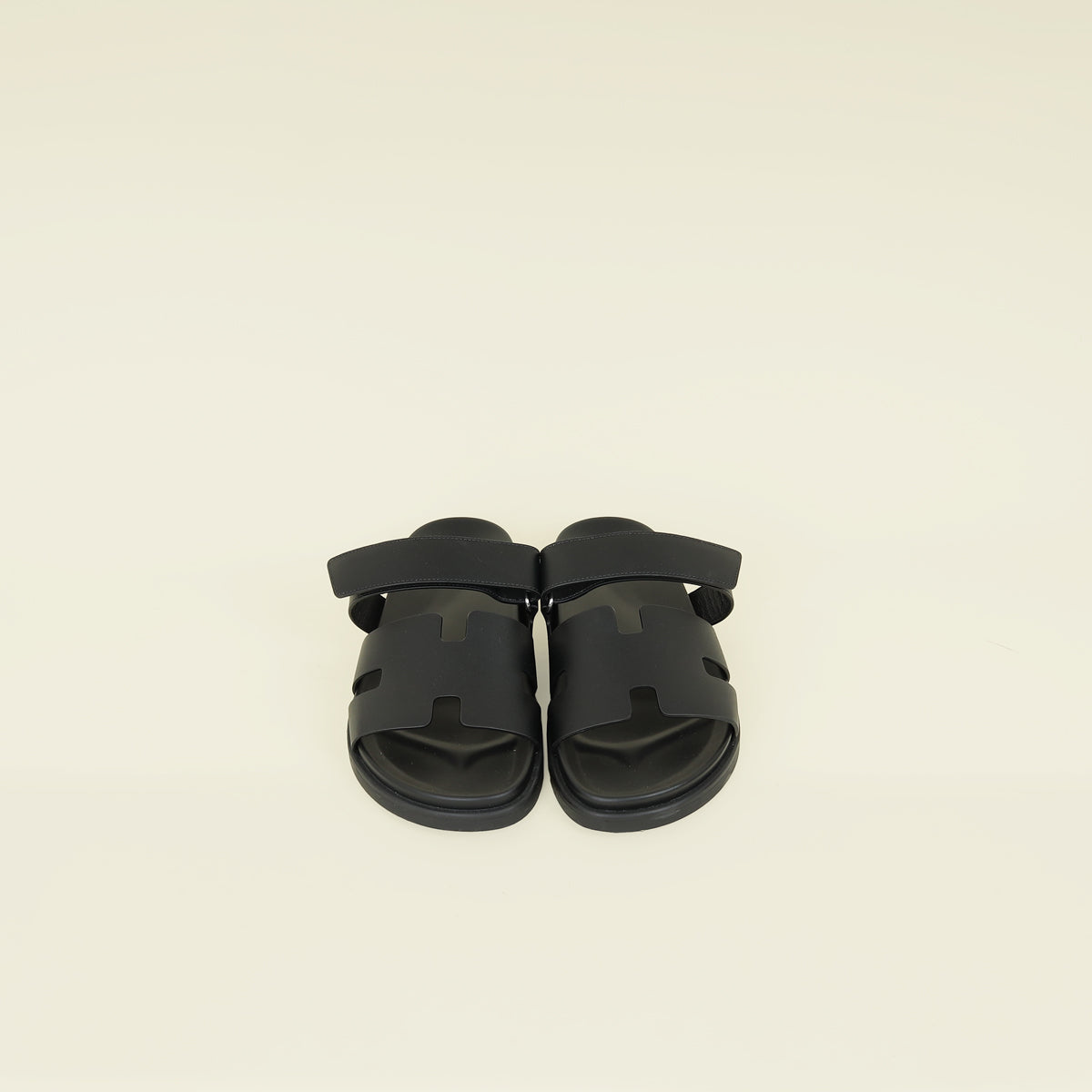 Hermes Noir Chypre Sandals 44.5