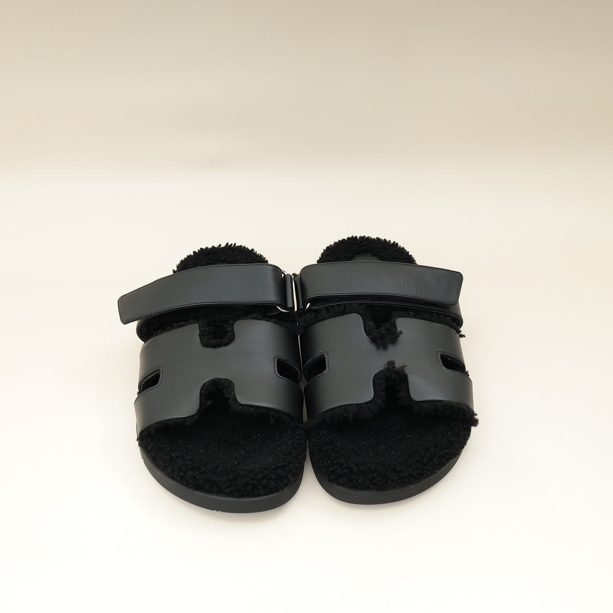 Hermes Noir Chypre With Shearling Sandal 44