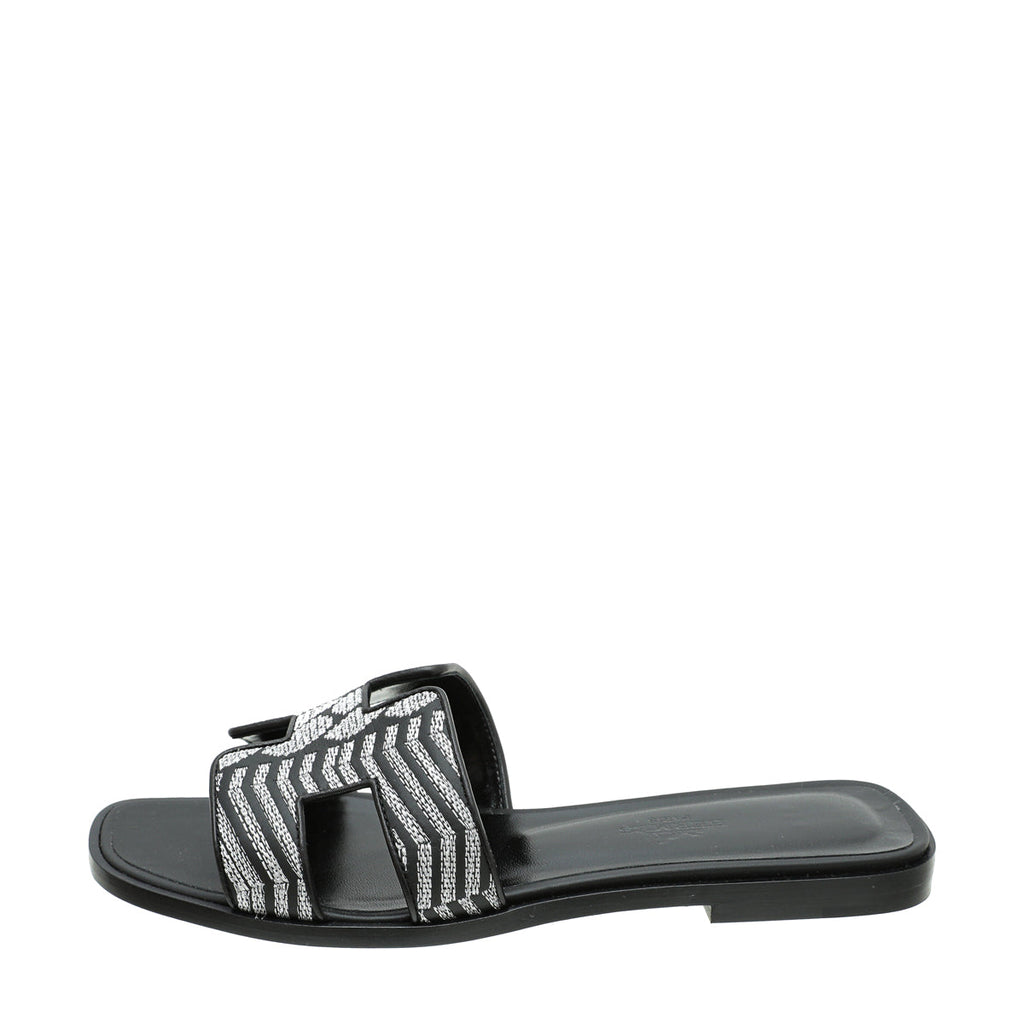 Hermes Bicolor Oran Veau Bride Embroidered Sandal 37