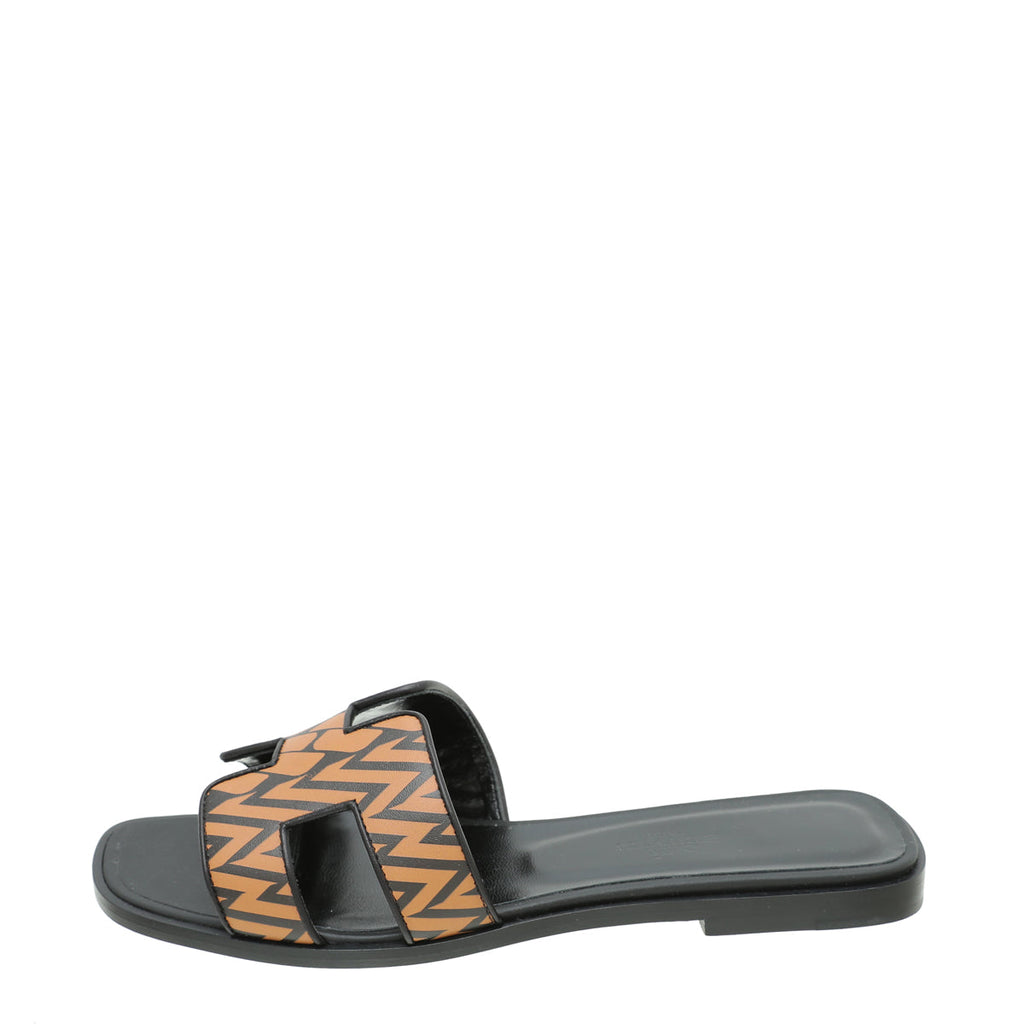 Hermes Bicolor Oran Printed Veau Imprime Sandal 37