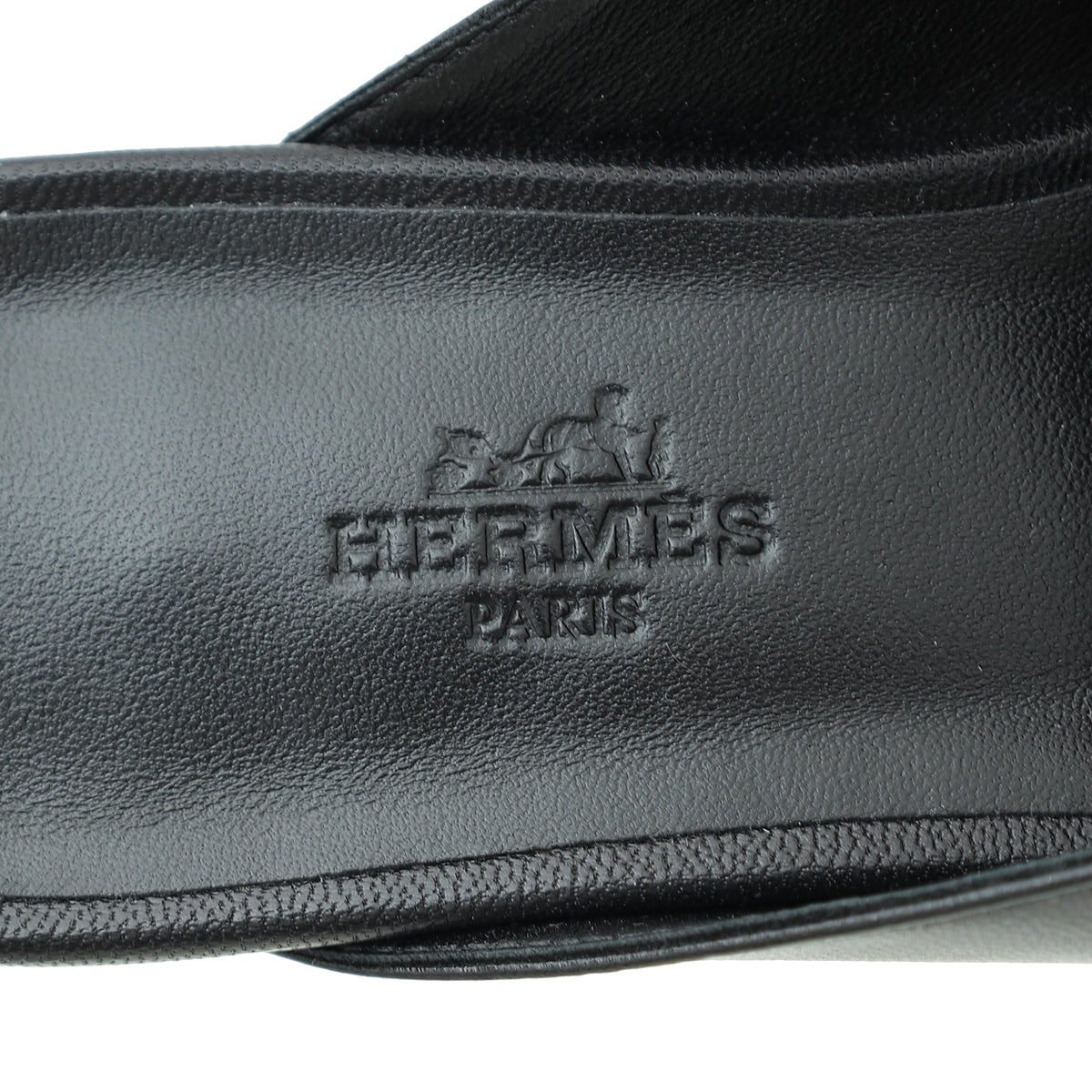 Hermes Noir OZ Mules 36